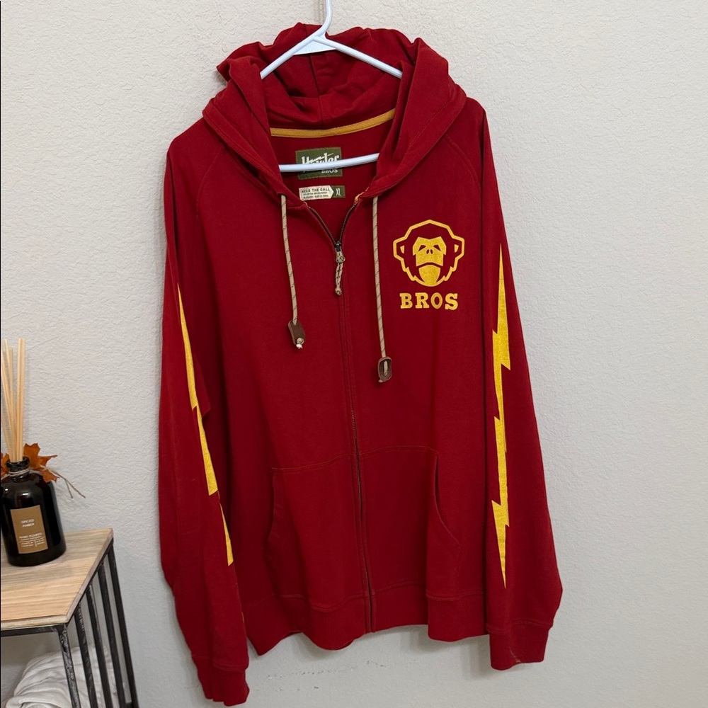 HOWLER BROS zip hoodie! XL